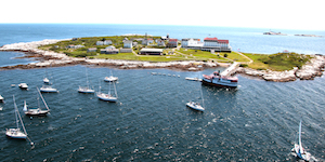 Star Island Walking Tour & Portsmouth Harbor Tour (aboard the Challenger) Image